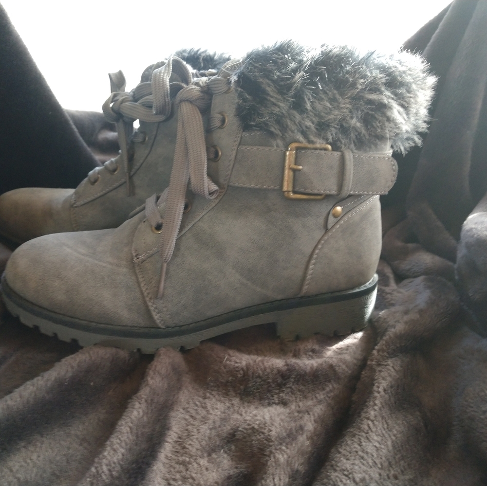 Fall/winter ankle boots